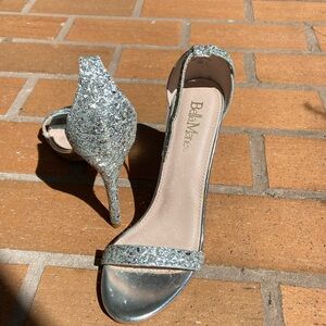High heels 4” by Bella Marie size 8